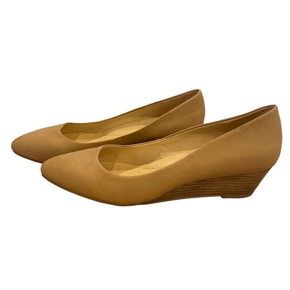 CL Laundry Women's size 10M Alyce Pump - Picture 5 of 13